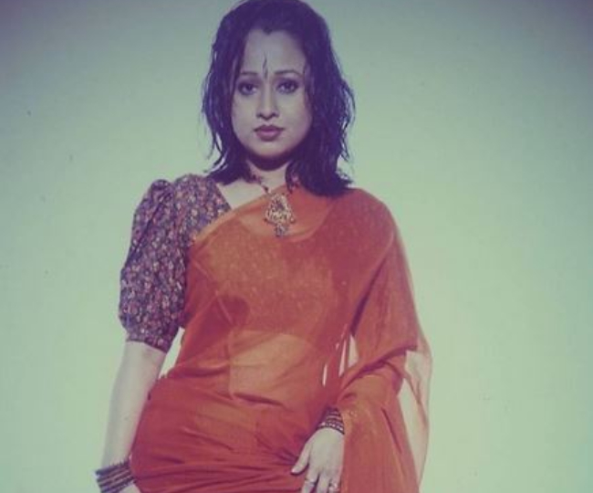 सोनालिका जोशी का ग्लैमरस अंदाज
